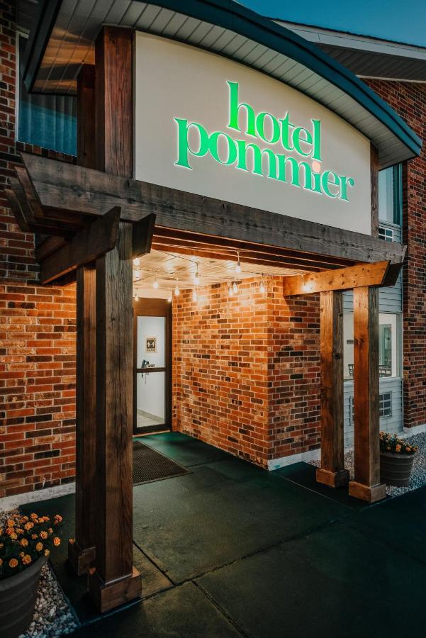 Hotel Pommier Indianola エクステリア 写真