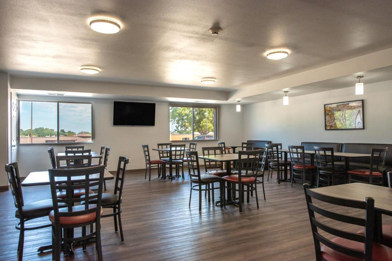 Hotel Pommier Indianola エクステリア 写真