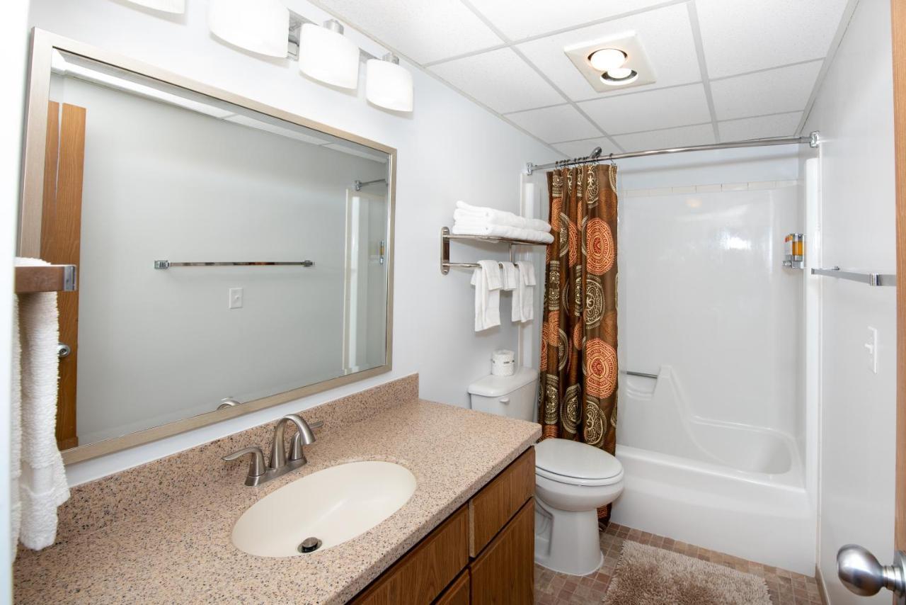 Hotel Pommier Indianola エクステリア 写真