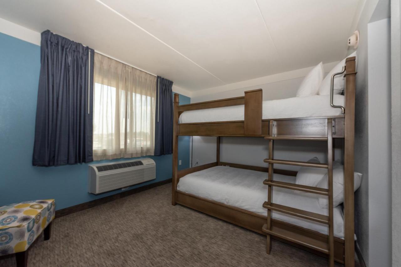 Hotel Pommier Indianola エクステリア 写真
